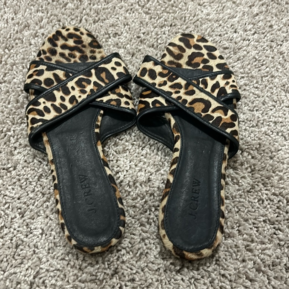 J crew 8.5 Leopard Slide Ons